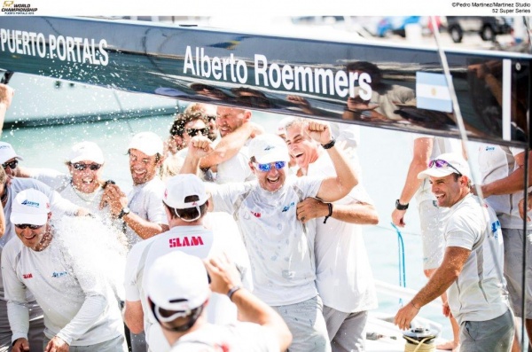 Azzurra, indiscutible campeón de TP52 en Puerto Portals