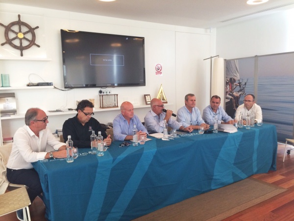 Los náuticos reiteran su soporte al Club de Ibiza