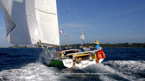 Aitor Ocerin termina la Mini Transat