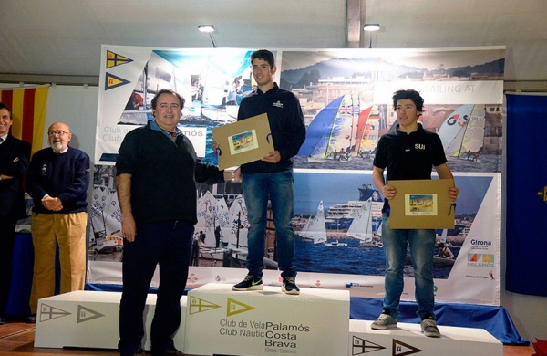 Ramiro Foguet gana la Christmas Race en la clase Laser Radial