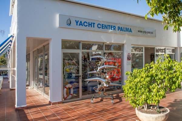 Yacht Center Palma reabre su tienda en el Club de Mar