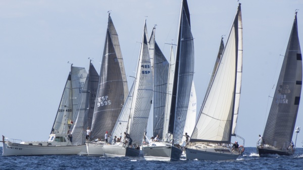 “Petrus-k” y “Cremise”, vencedores de  la VI prueba de la Liguilla dos estaciones