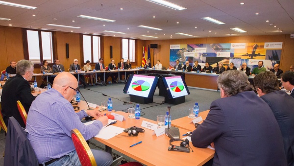 Acuerdo público/privado para un plan estratégico de cruceros