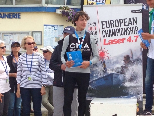 Pep Cazador, bronce en el Europeo de Láser 4.7