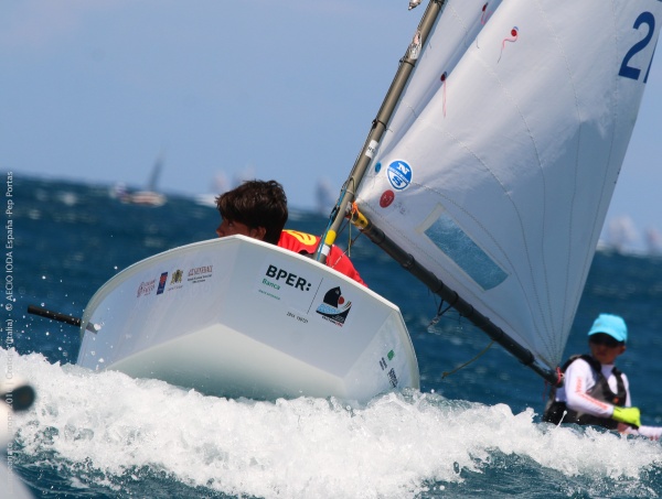 Jordi Lladó se estrena en el Campeonato de Europa de Optimist