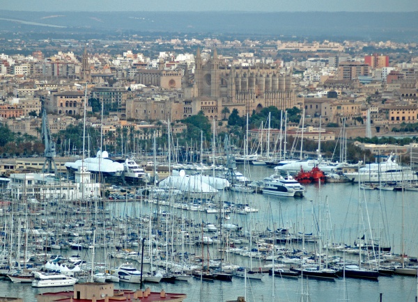 Palma lidera las matriculaciones de barcos en España