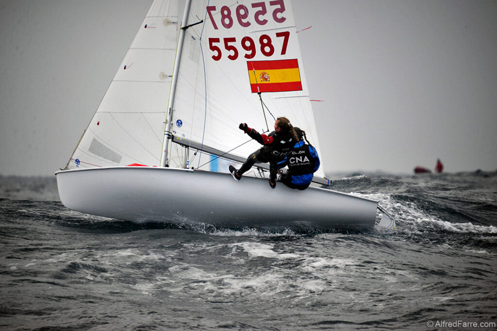 Las regatistas baleares mantienen el dominio en la clase 420