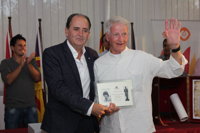 Fel Torrent, el hombre de los 60 trofeos Almirante Farragut