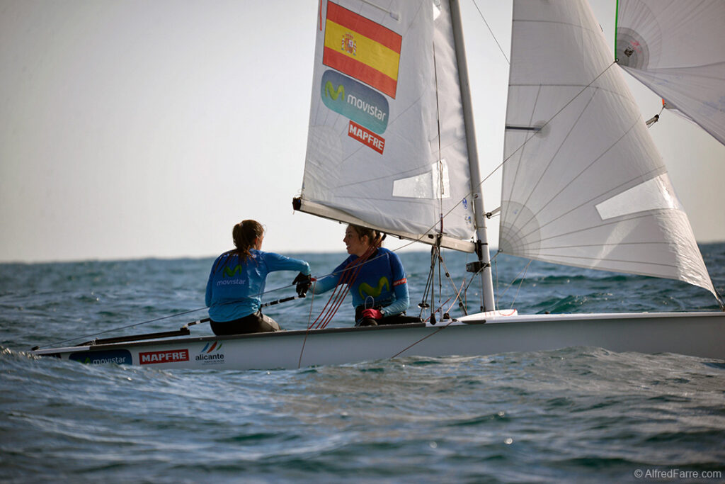 Victoria de las mallorquinas Aina Colom y Vicky Sisk en 420 femenino