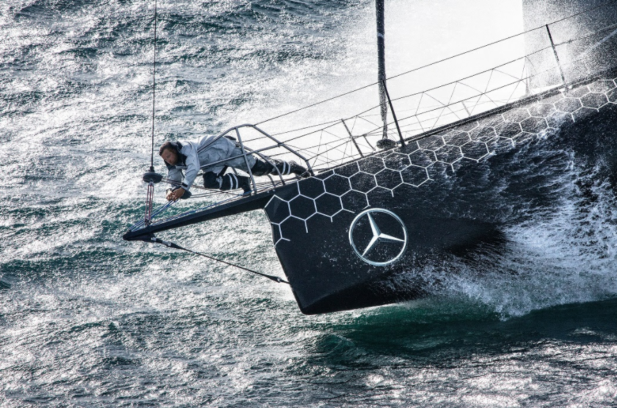 Duelo de titanes en las últimas 1.000 millas de la vuelta al mundo