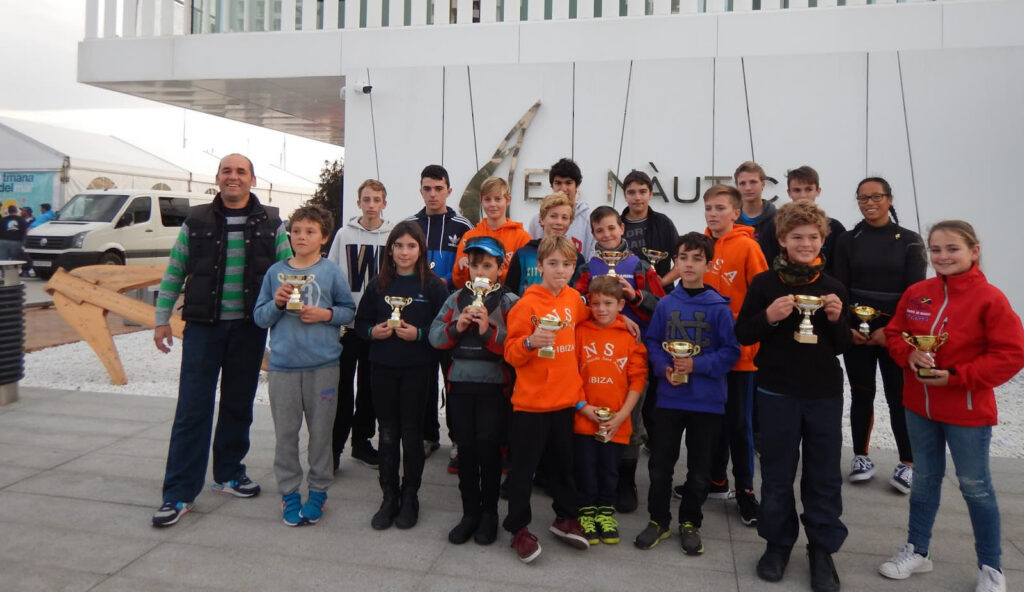 Quidel Villalba estrena 2016 con el trofeo Náutica Milo’s