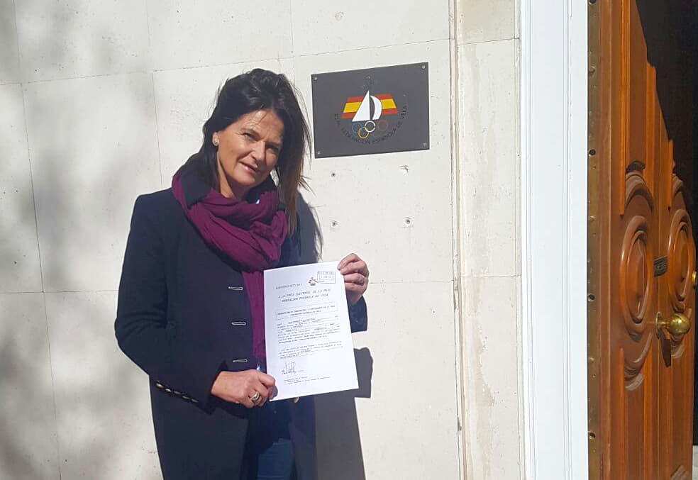 Julia Casanueva presenta su candidatura con 68 avales