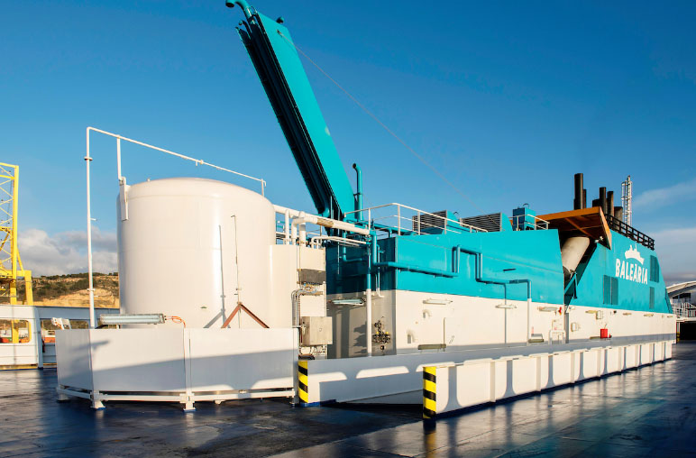 Llega a Mallorca el ferry con motor de gas natural