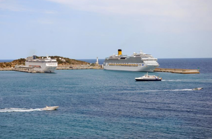 La velocidad máxima en el puerto de Ibiza será de ocho nudos