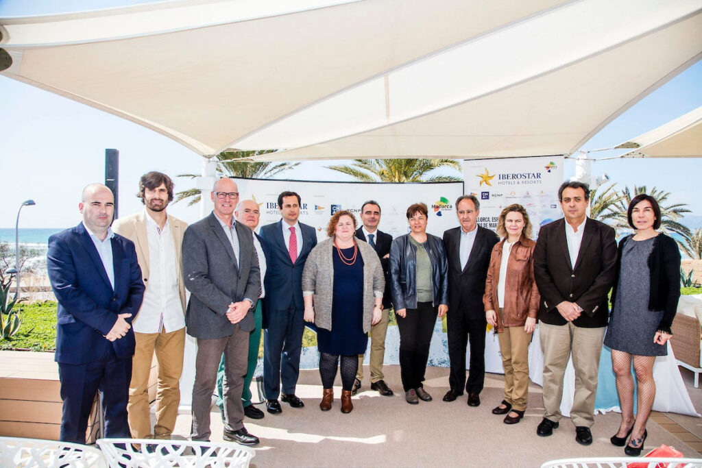 Pleno institucional en la presentación del Sofía Iberostar