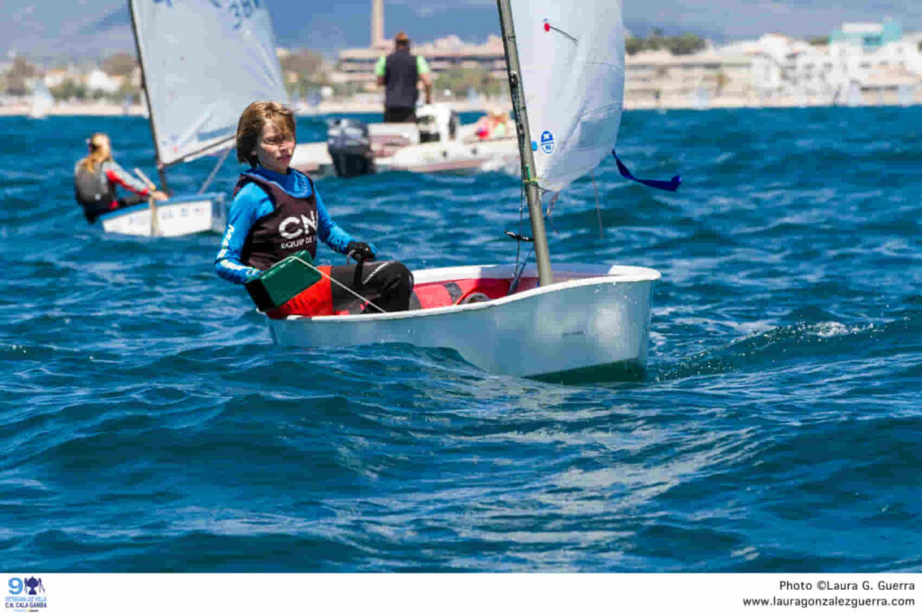 Finn Dicke gana el Trofeo Durán de Optimist del CN Cala Gamba