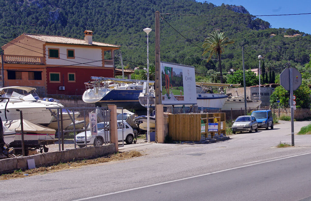 Andratx no sabe qué hacer con las marinas secas en suelo rústico