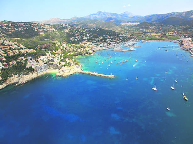 Las concesiones administrativas deben ajustarse a la ley