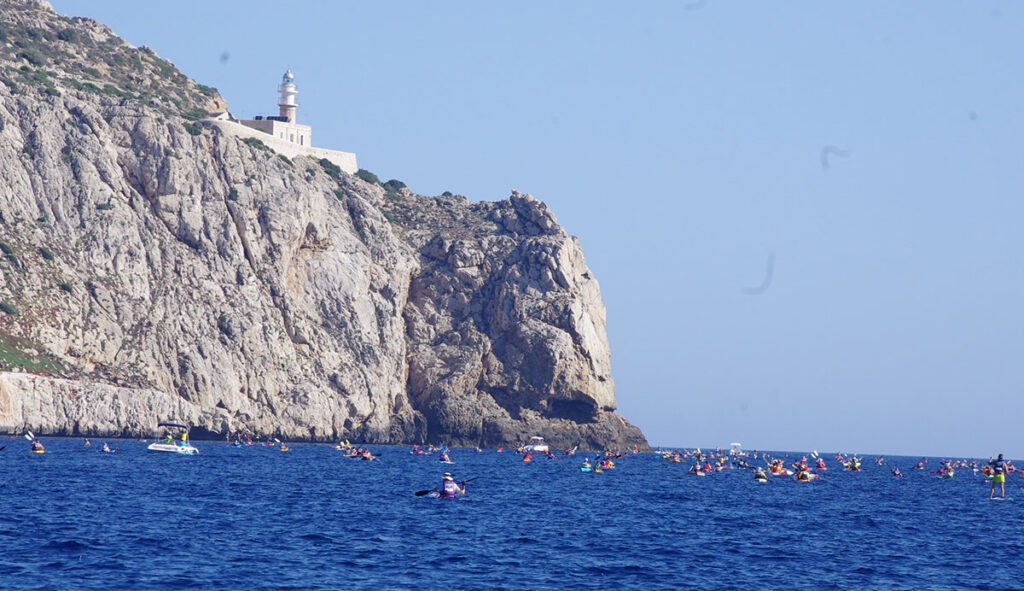 El sol y el viento de popa propiciaron una rápida Vuelta a Dragonera