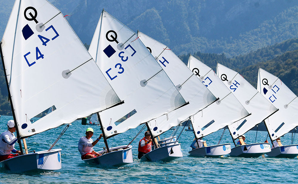 España pasa al segundo round robin del Europeo de Team Racing