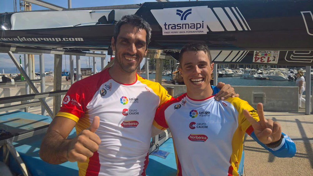 Daniel Sánchez gana en Cerdeña la Copa del Mundo de Surfski
