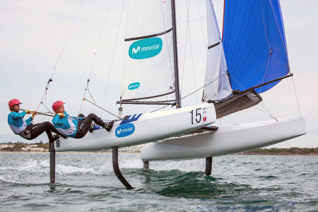 Martínez y Maslivets, en el podio provisional del Mundial de Nacra 17
