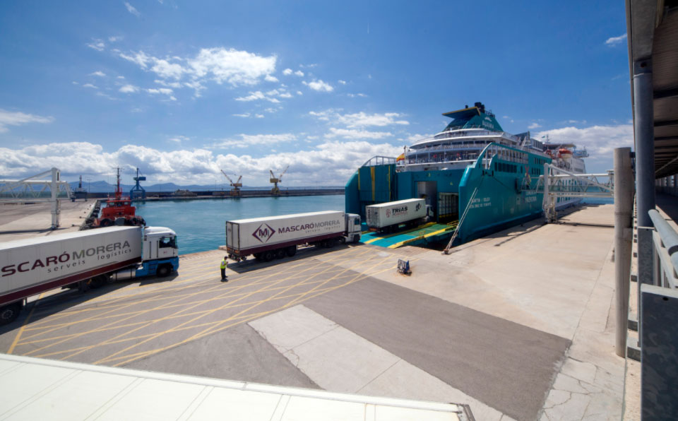 El tráfico de mercancías aumenta en Baleares un 7%