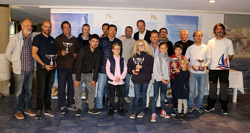El Club de Mar corona a los vencedores del Trofeo Bufete Frau