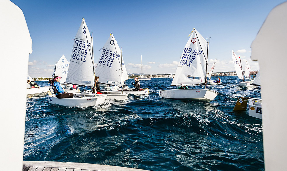 María Perelló gana el Trofeo Nova Beach Park en Optimist