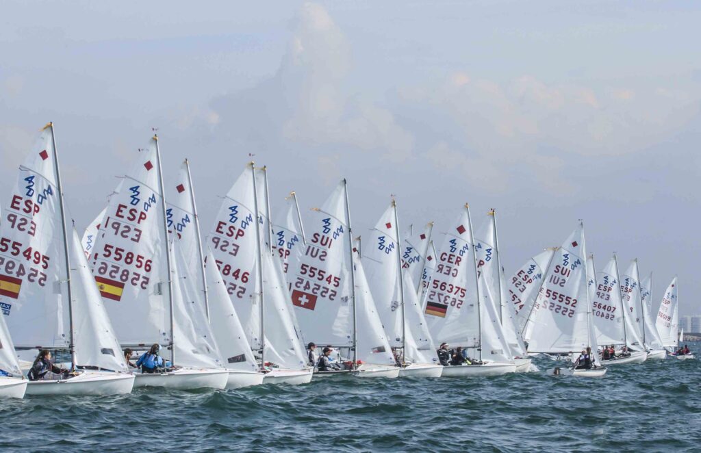 Lala Akrich y Clara Llabrés, líderes de la Copa de España de 420