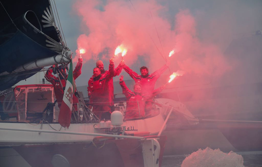 Alex Pella y el Maserati baten el récord de la Ruta del Té