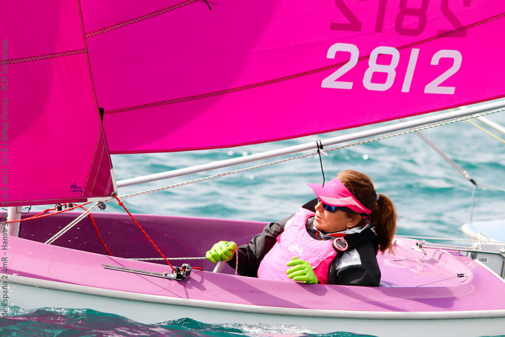Violeta del Reino, oro y plata en el nacional de Vela Adaptada