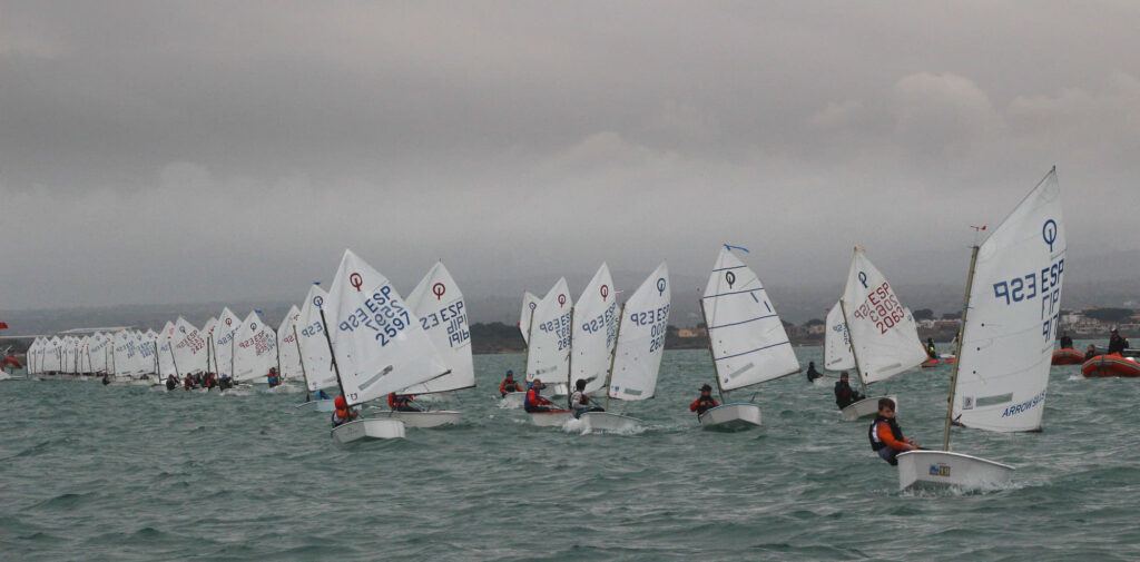 El V Trofeo Cluma Engel & Völkers desafía al mal tiempo