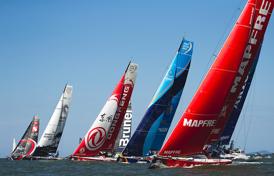 La flota sale de Itajaí hacia Newport con el MAPFRE como líder