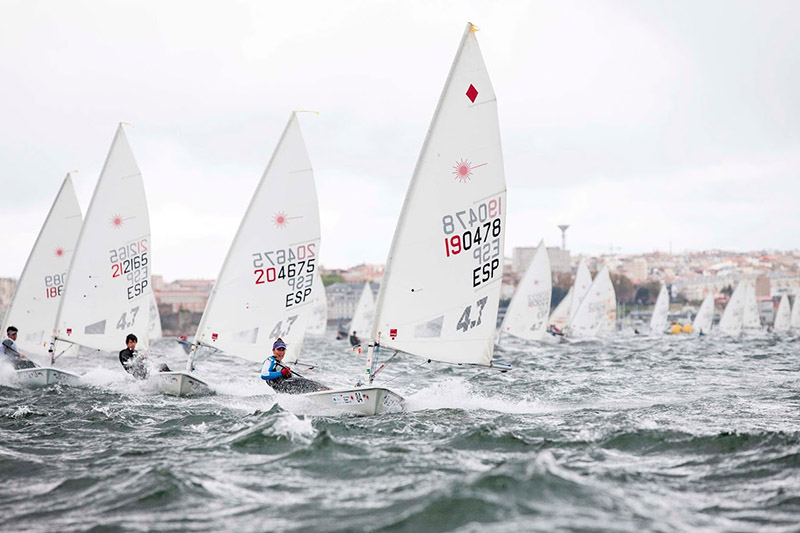 Vilariño, Barber y Lladó, trío de ases en la categoría Laser 4.7