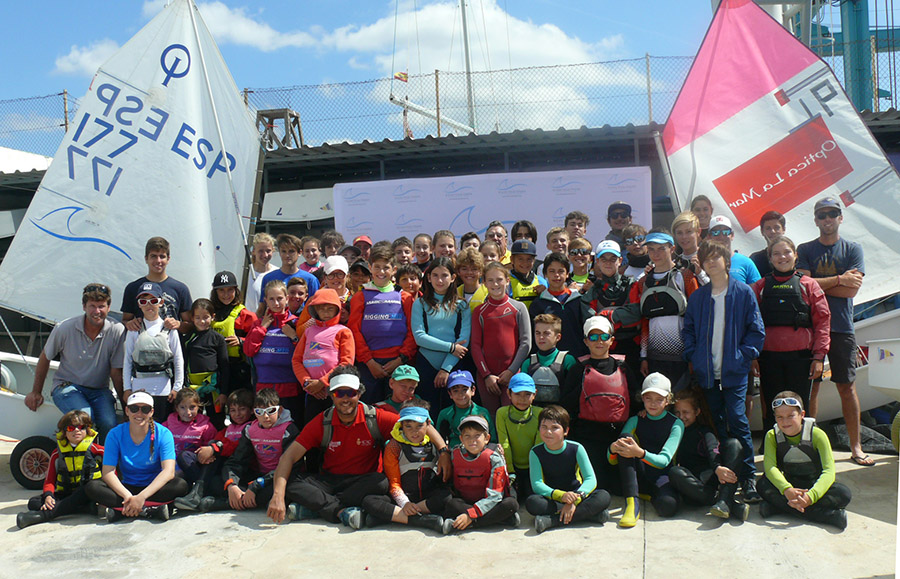 Quidel Villalba gana en Optimist en la IV Regata Fundación Julián Vilás