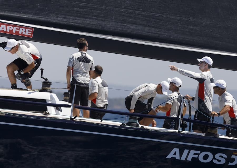 El Rey es muy bueno al timón