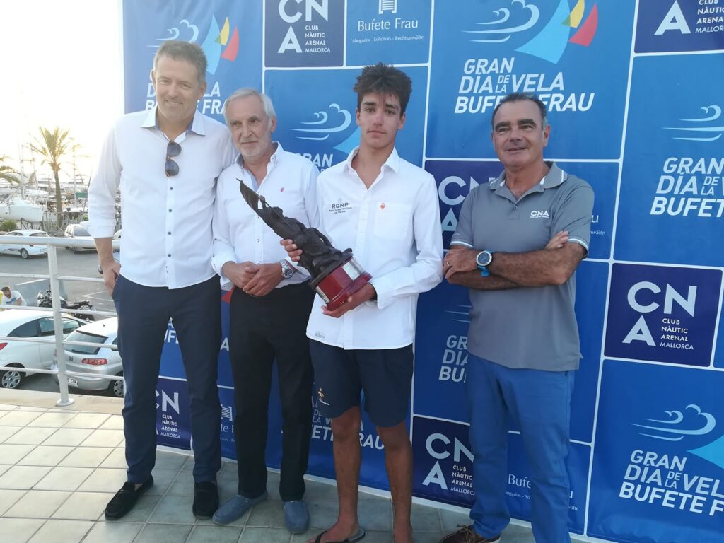 Jordi Lladó se adjudica una edición brillante de la regata Bufete Frau