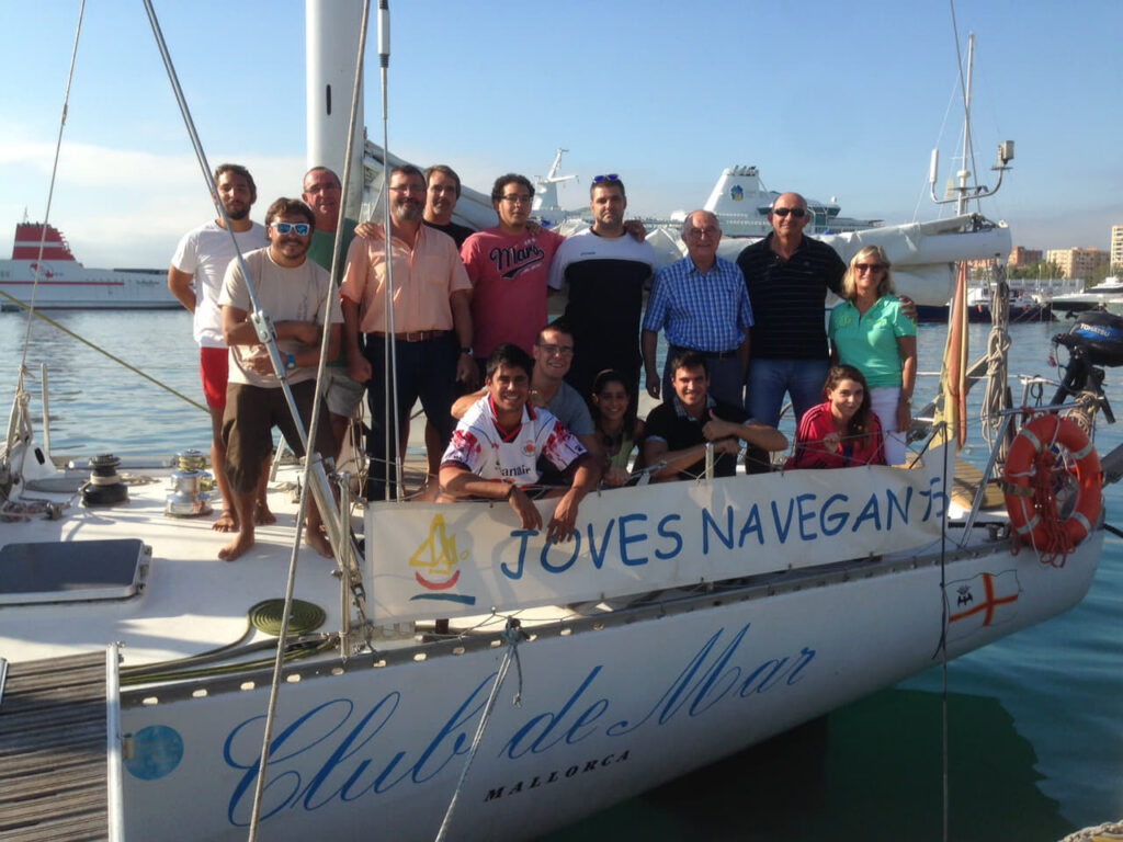 Joves Navegants organiza una gymcana náutica en Palma