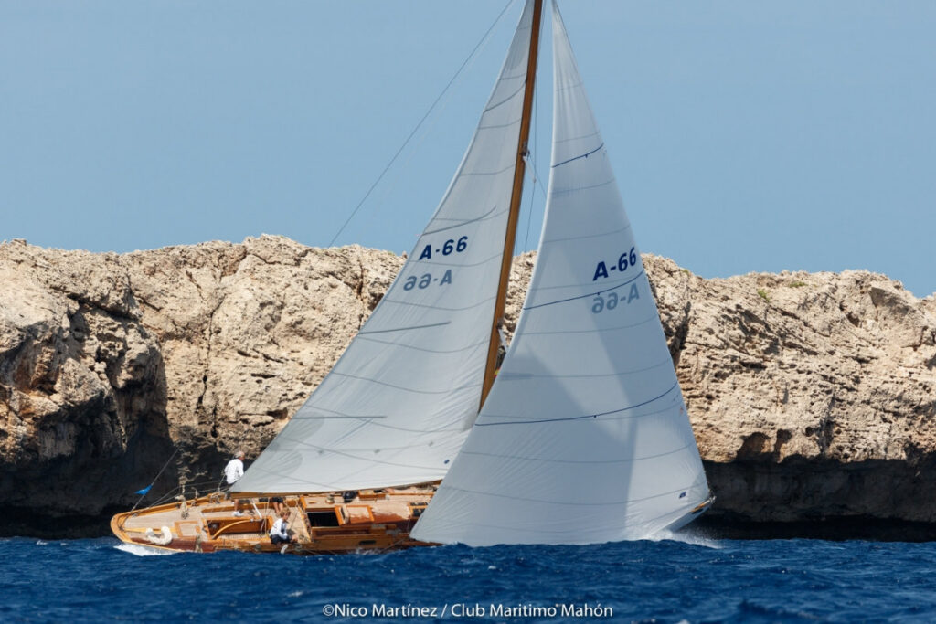 Mahón prepara su gran clásico de la vela internacional