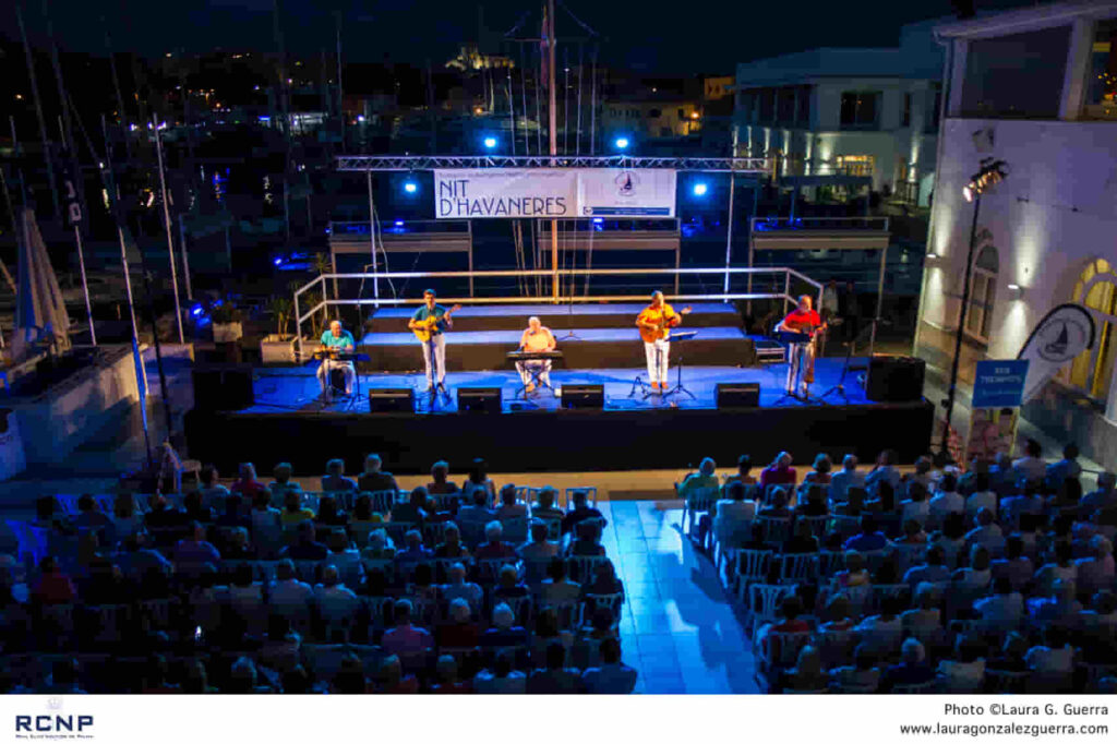 Noche de habaneras solidarias en el RCNP