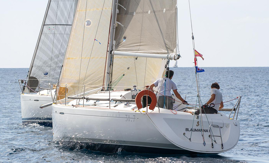 Petrouchka III y Blaumarina ganan la Regata Yatess A2