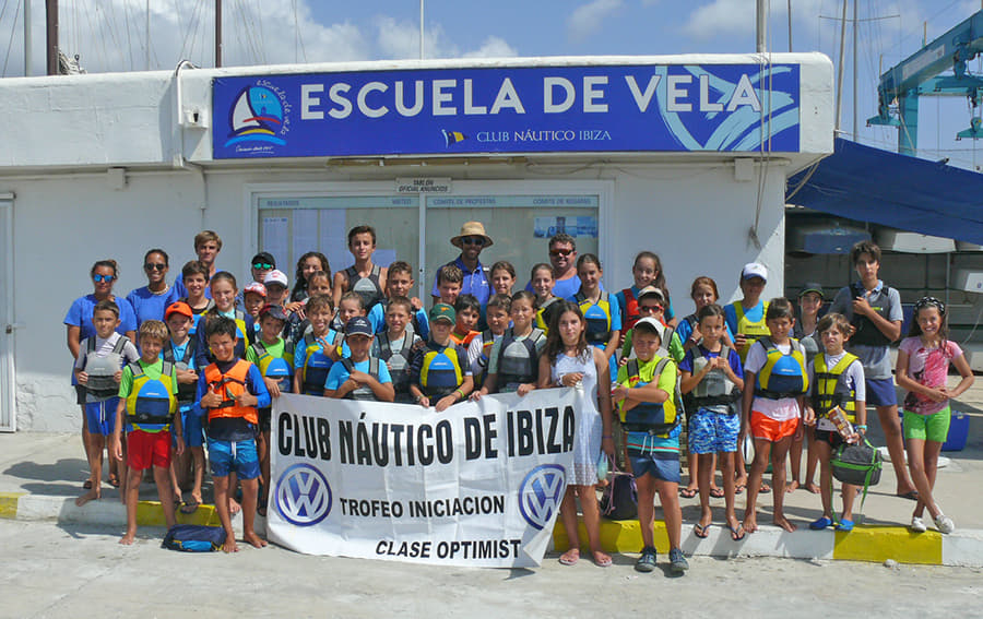 María Juan y Nico Cáceres, vencedores del Trofeo Iniciación Volkswagen