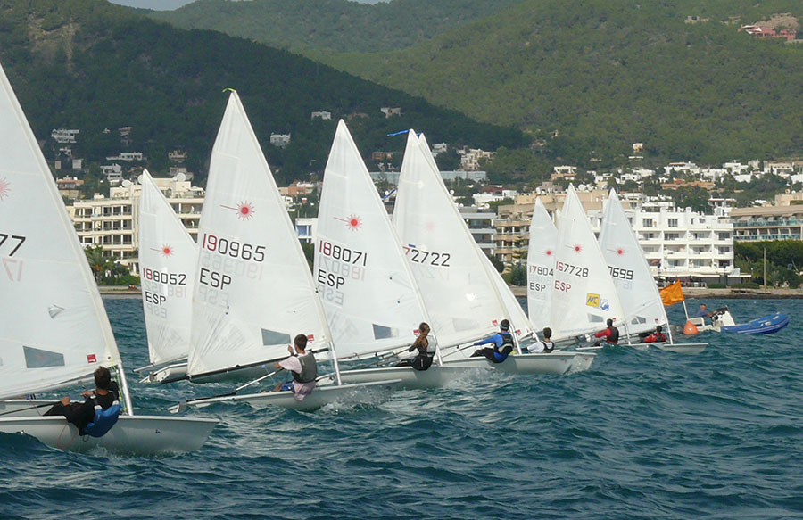 Maura Ramón gana el Trofeo One Ibiza Suites de Optimist