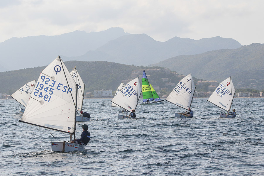 Gaspar Villalonga se impone en el Trofeo Colonya de Laser 4.7