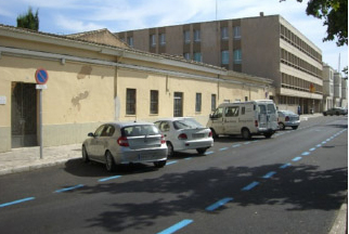 La APB licita la demolición del edificio del antiguo economato de marina