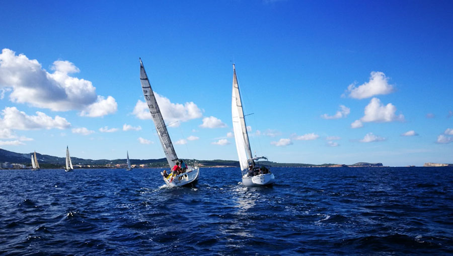 ‘El Gaitero’ y ‘Carlos I’ ganan el Trofeo Entre Illes Rigging-Med
