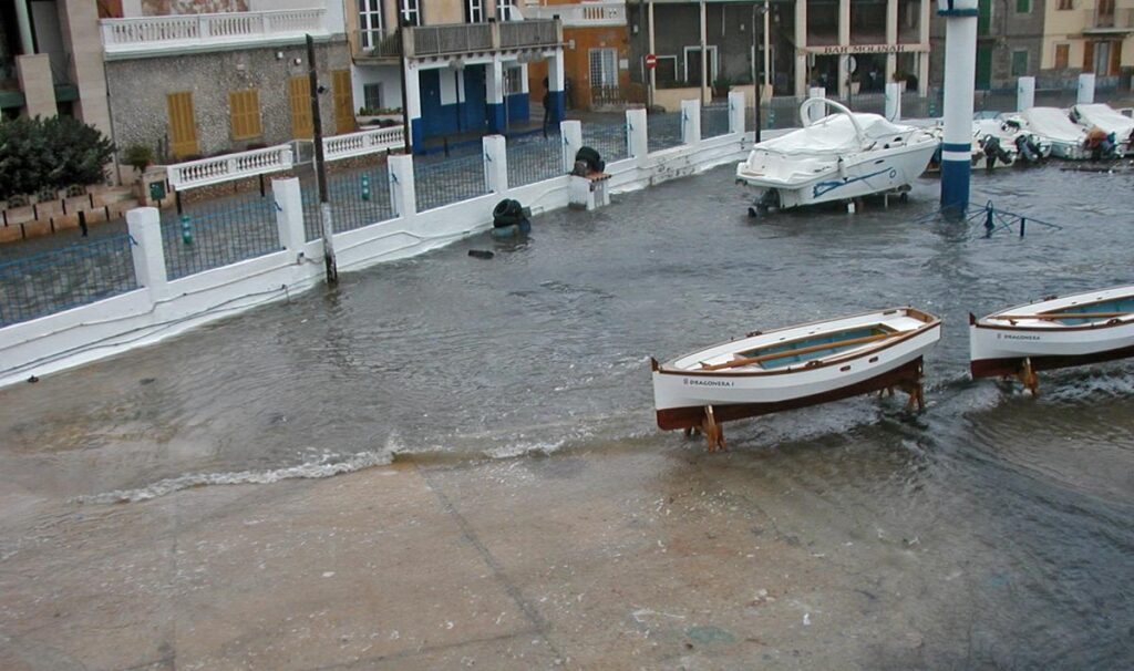La mole sumergida de la APB en Es Molinar aún no tiene informe de la Capitanía Marítima