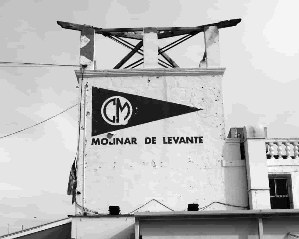 El Club del Molinar pide paralizar su desahucio por falta de un informe de la Comisión de Faros