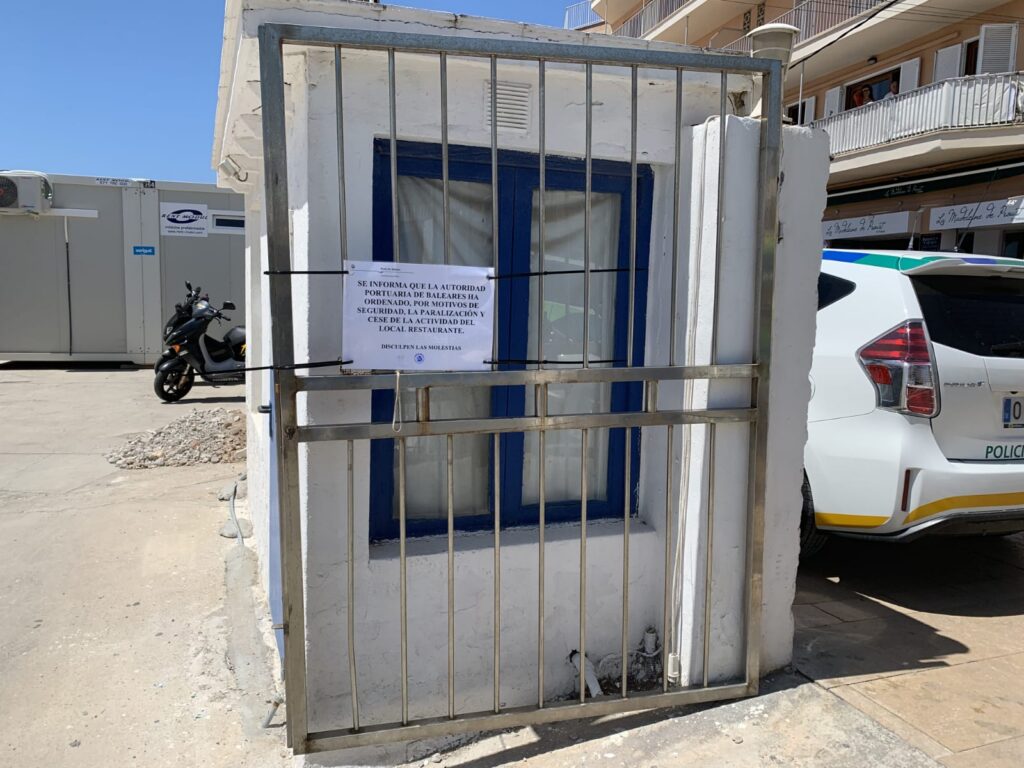 La Policía pregunta quién ordenó el precinto del Molinar sin orden judicial